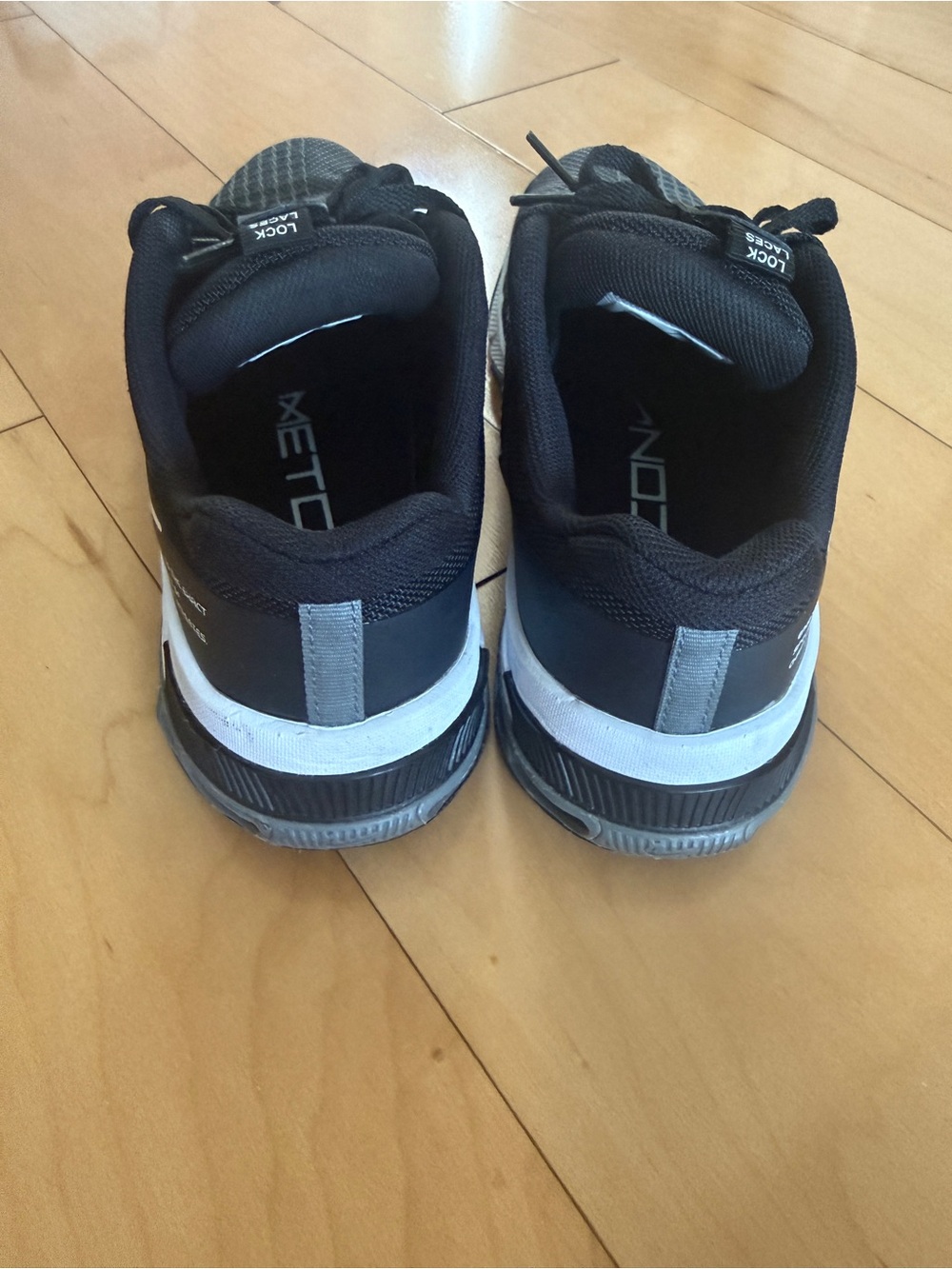 Nike Women’s Black Performance Metcons - Size 9 - Picture 4 of 8